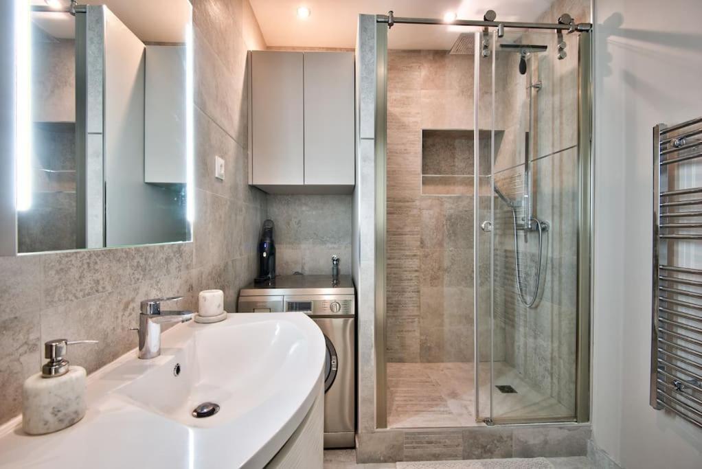 Very Nice 2P With All Comfort, City Center Ac/Wifi Buitenkant foto